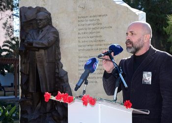 Uğur Mumcu Karabağlar’da hasretle anıldı