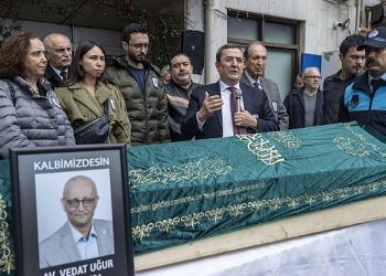 Vedat Uğur’a Konak Belediyesi’nde son veda