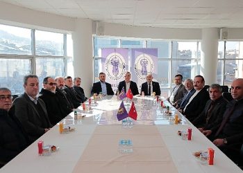 AK Parti heyetinden Kızılay ve NESOB’a ziyaret