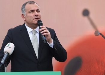 Alper Taşdelen: Pırıl Pırıl, Başarılı, Örnek Bir Belediye Devrediyoruz