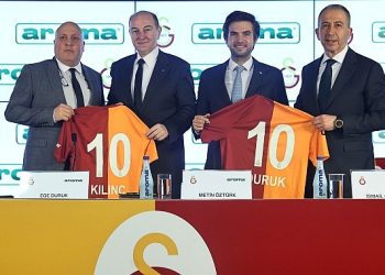 Aroma, Galatasaray ile resmi su sponsorluğu muahedesini yeniledi