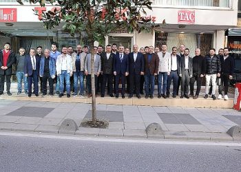 Bünyamin Çiftçi, esnaflarla bir ortaya geldi