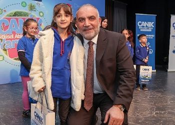 Canik’te Öğrenciler Tabiat İçin El Ele