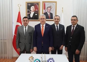 Ege Üniversitesinden, Özbekistan ve Kazakistan’ın dokumacılık ve hazır giysi dalına yönelik proje