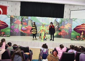 Kartepe’de çocuklar doyasıya eğlendi