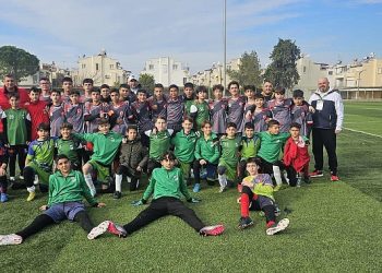 Kuşadası’nda her yıl klâsik olarak düzenlenen Sömestr Cup’a katılan Narlıdere Belediyespor, turnuvadan 3 kupayla döndü