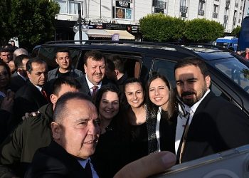 Lider Böcek Gazipaşa Seçim Uyum Merkezi’ni açtı