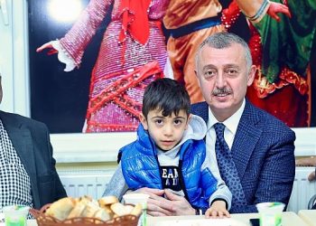 Lider Büyükakın canlarla iftar yaptı