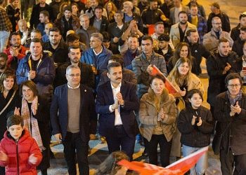 Lider Kırgöz’ün mesken ziyareti mitinge dönüştü