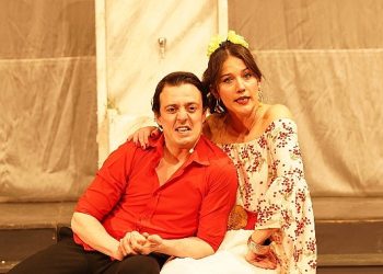 Sahne Tozu Tiyatrosu, Gırgıriye’yi “Sosyal Market”e dayanak için oynadı