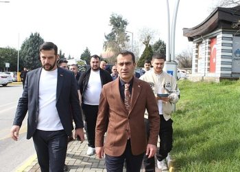 Sevecen, “Eser ve hizmet belediyeciliğini sürdüreceğiz”