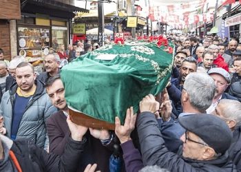 Sırrı Aydoğan son seyahatine uğurlandı