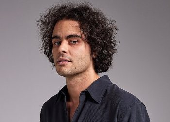 Tiyatro, sinema ve müzik 10 parmağında 10 beceri