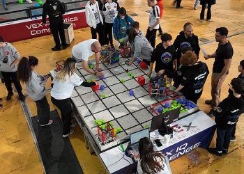 VEX Robotics Antalya Turnuvası düzenlendi