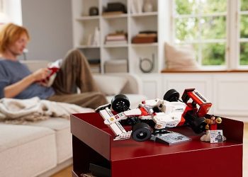 Yarışın Coşkusu Ailelerle Buluşuyor: LEGO GROUP’tan Yeni Yarış Otomobilleri