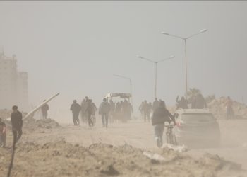 İsrail ordusu, yardım bekleyen Filistinlilere ateş açtı