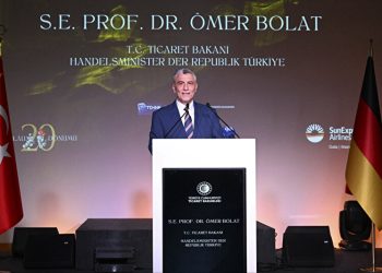 Bakan Bolat: Türk ve Alman iş insanları 60 milyar dolar ticaret hacmini birkaç yılda başaracak