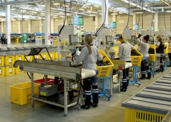 Sanayi üretiminde yıllık bazda gerileme yaşandı