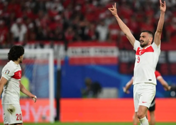 UEFA açıkladı! Merih’e 2 maç ceza