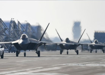 ABD o bölgeye yeniden savaş uçakları gönderiyor