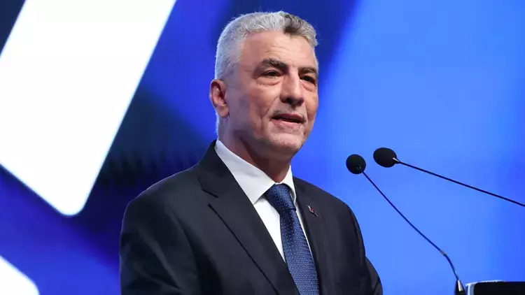 Bakan Bolat: Yazılım ihracatında 2028 hedefi 7 milyar dolar