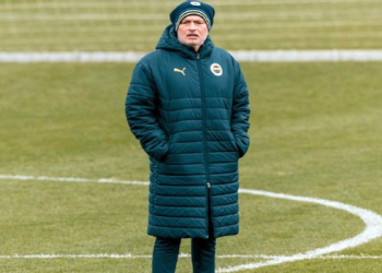 Fenerbahçe’de Becao ameliyat oldu