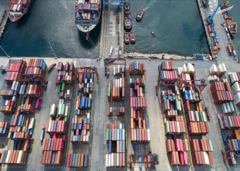 Dış ticaret açığı şubatta yıllık yüzde 14.8 arttı