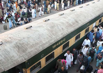 Yolcular rehin alındı! Pakistan’ın Belucistan eyaletinde trene silahlı saldırı