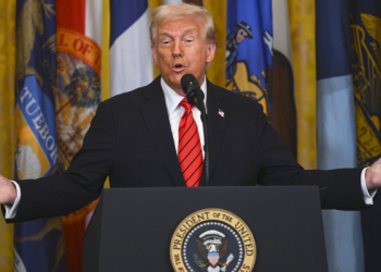 Trump’tan Çin’in misillemesine yanıt: Paniğe kapıldılar