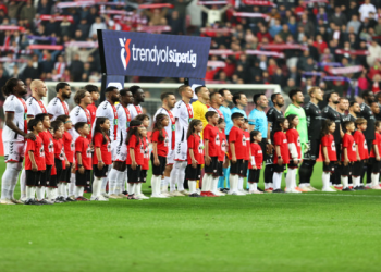 Süper Lig’de küme düşen üçüncü takım belli oldu