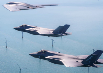 İngiltere’ye ait F-35 Hindistan’a acil iniş yaptı