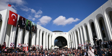 Bakan Tekin’den Cemevi açılışında müfredat açıklaması