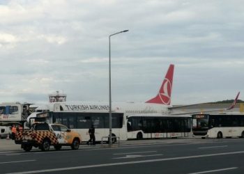 İsrail’in alıkoyduğu 36 Türk aktivist yurda getirildi