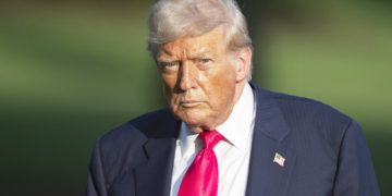 Trump: Venezuela’da uyuşturucu yüklü gemiyi vuruldu