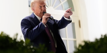 Trump’tan Boeing parçaları için kısıtlama sinyali