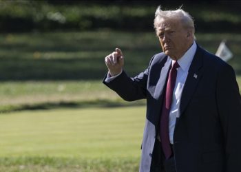 Trump: Paraları sigorta şirketlerinden alın, halka verin
