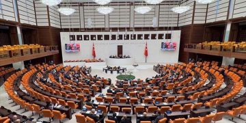 CHP’nin emekli önerisi reddedildi