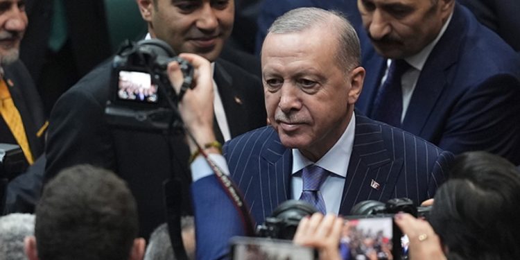 Erdoğan, Maduro’ya Türkiye’ye gitme teklifini yalanladı