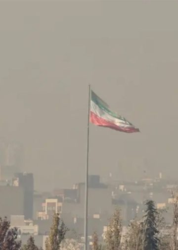 İngiltere’nin Tahran Büyükelçiliği geçici olarak kapatıldı