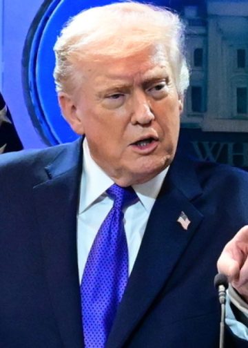 Trump’tan tarife iptaline sert tepki