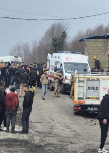 Zonguldak’ta maden ocağında göçük! 2 işçi mahsur
